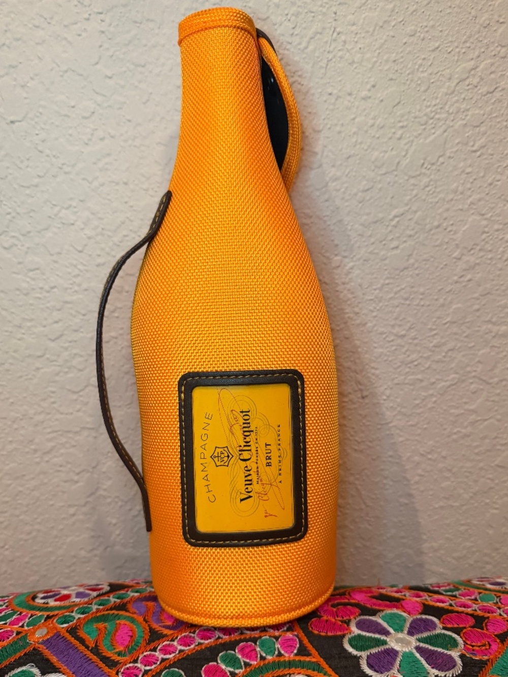 Veuve Clicquot Champagne Bottle Sleeve Insulated Carrier Case Orange Bag